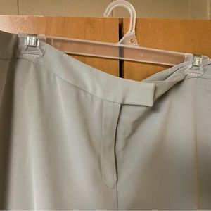 Size 16 women’s dress pants.